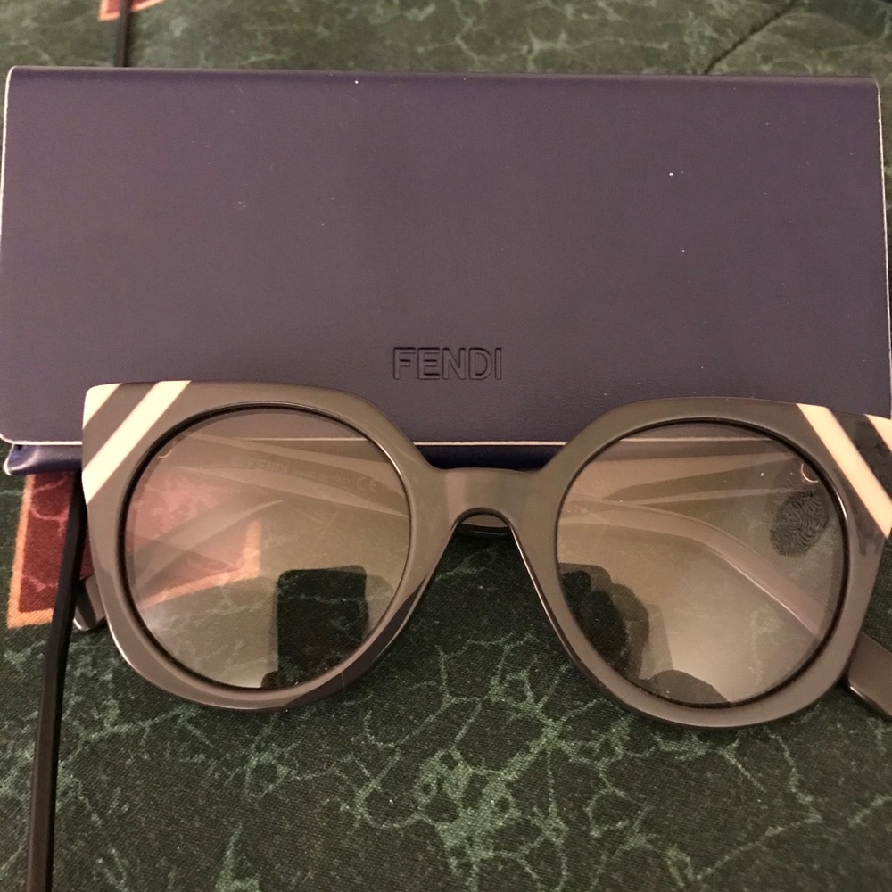 Fendi eye glasses